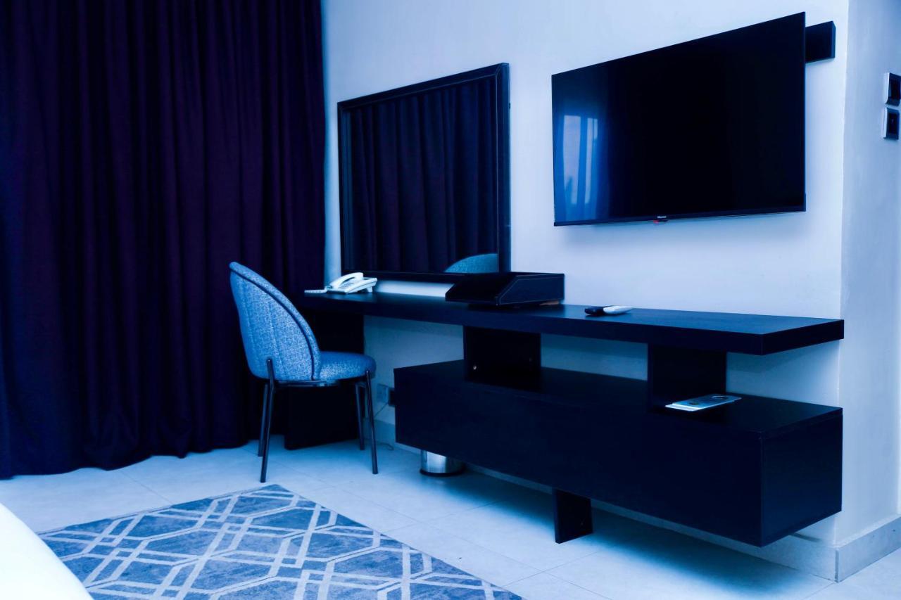 Summerset Continental Hotel Gana Mobushipe Εξωτερικό φωτογραφία