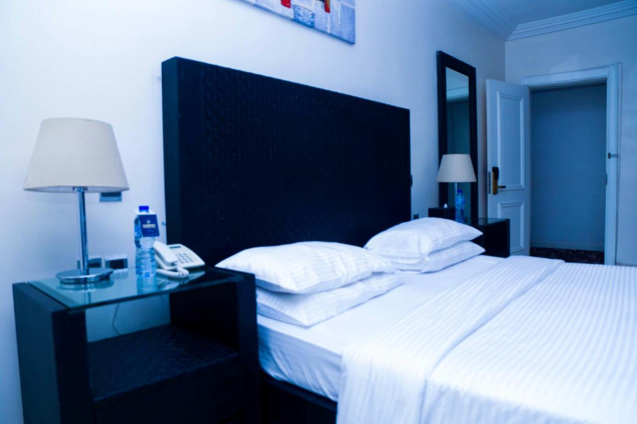 Summerset Continental Hotel Gana Mobushipe Εξωτερικό φωτογραφία