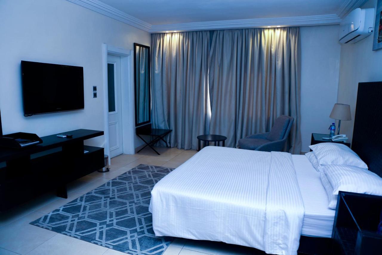 Summerset Continental Hotel Gana Mobushipe Εξωτερικό φωτογραφία
